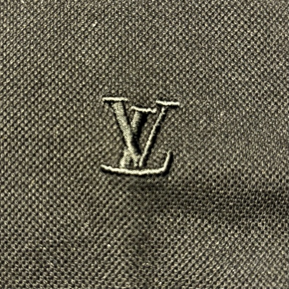Louis Vuitton LV Embroidered Polo Shirt 🔥 - Picture 4 of 6
